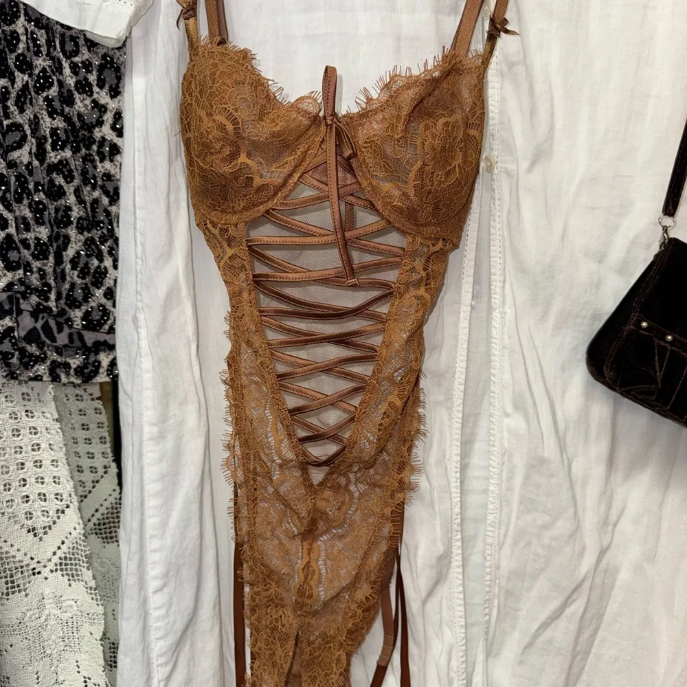Victoria's Secret | Rust Lace Bodysuit with Ribbon Ties - Picture 5 of 5
